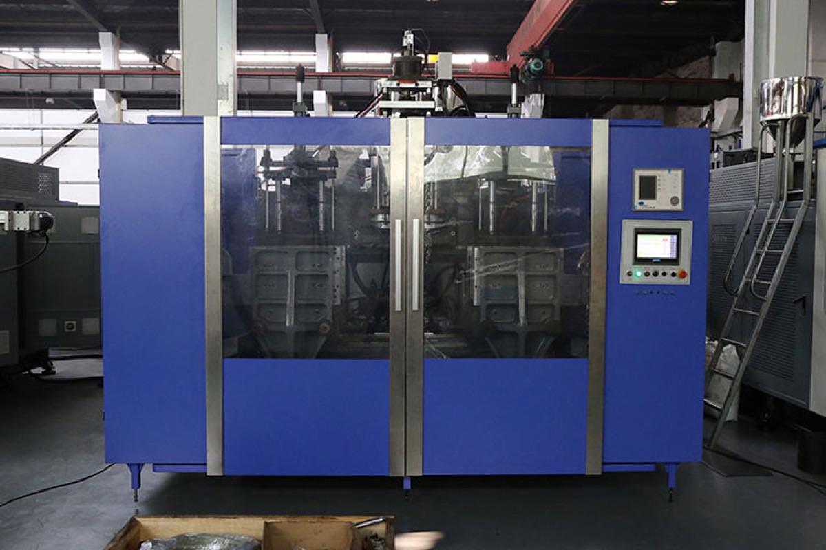 HTⅡ-12L Extrusion Blow Molding Machine